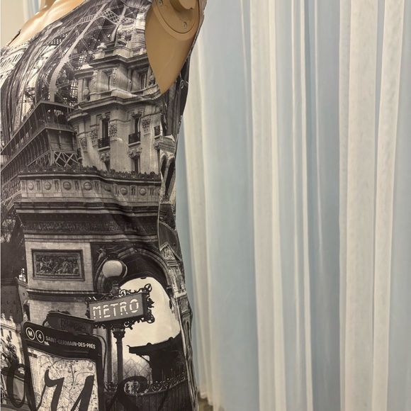 Hello Paris - Picture 7 of 10